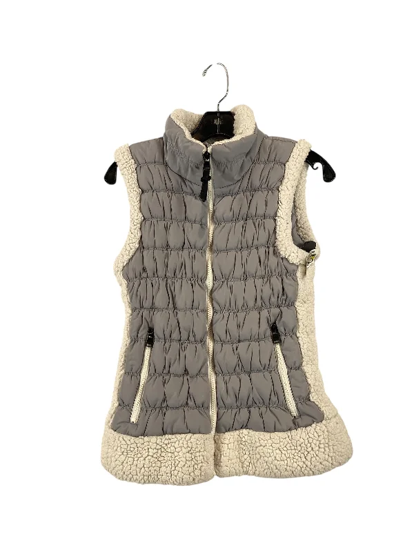 Vest Puffer & Quilted By Calvin Klein Performance In Grey, Size: M Trendy Men's Oversized