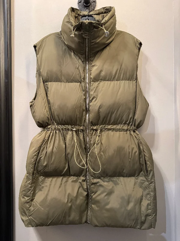 Vest Puffer & Quilted By Altard State In Green, Size: S Polished Men's Silk