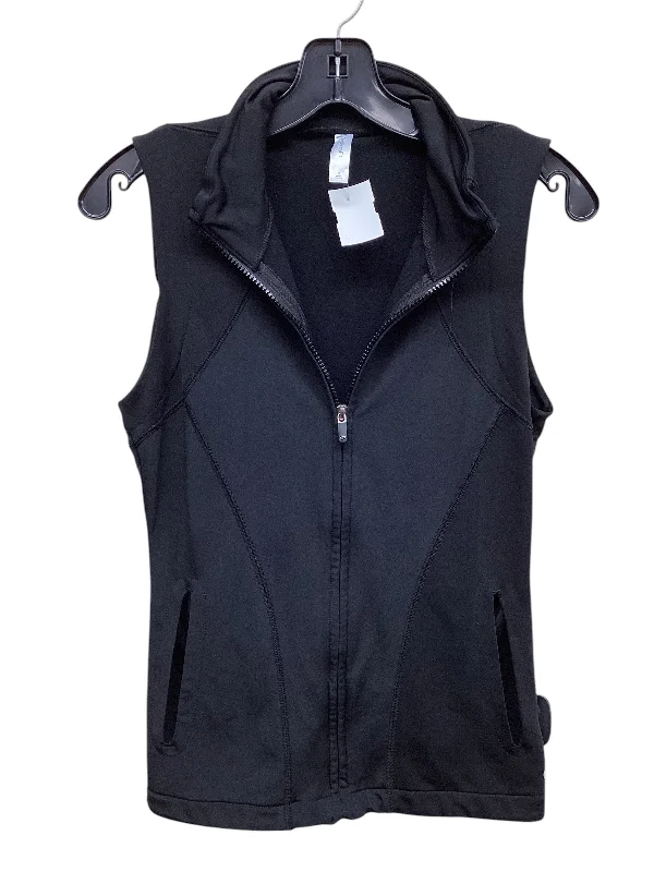 Vest Other By Gapfit In Black, Size: S Monochromatic Office Style